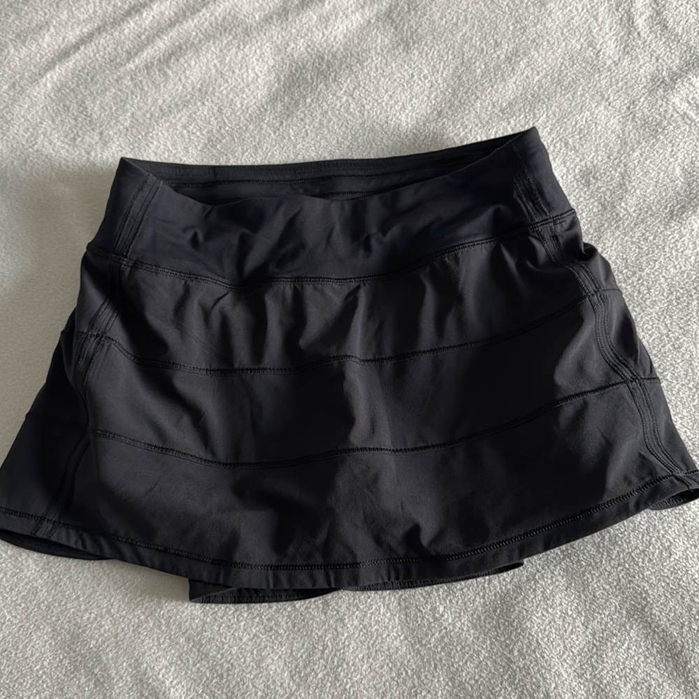 Lululemon Pace Rival Mid-Rise Skirt Black SZ 4 REG